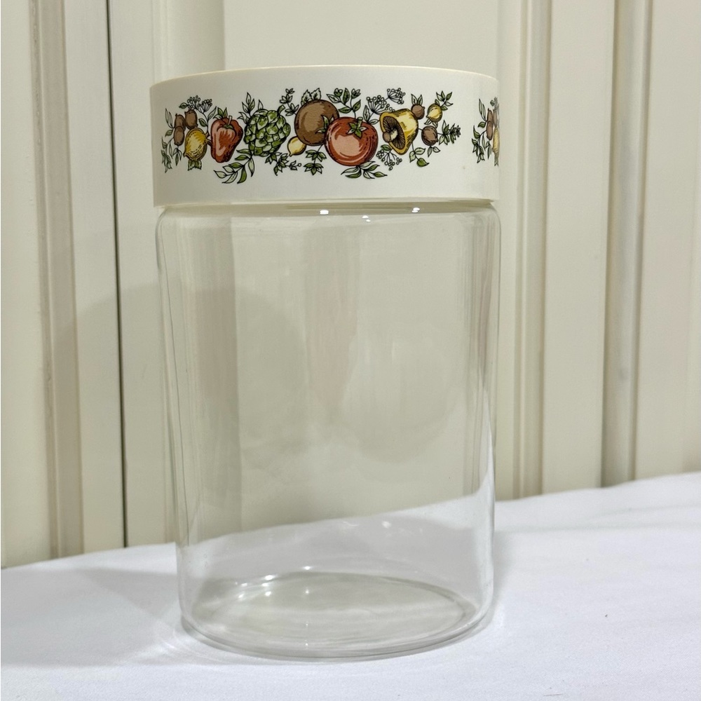 Vintage Pyrex Spice Of Life See N Store canister.